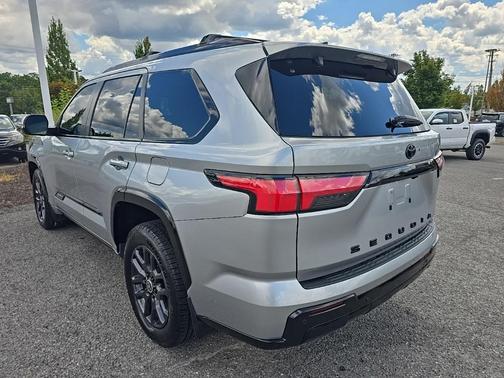 2024 Toyota Sequoia Platinum