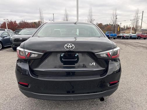 2017 Toyota Yaris iA Base