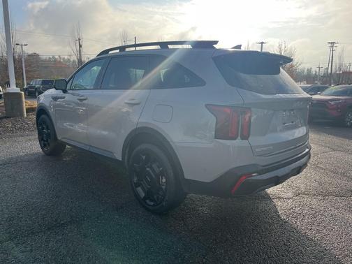 2024 Kia Sorento SX
