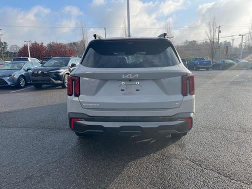 2024 Kia Sorento SX