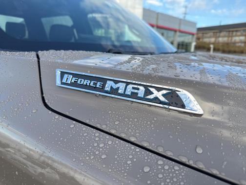 2026 Toyota Tundra Hybrid Limited