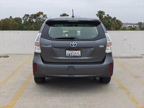 2012 Toyota Prius v Two