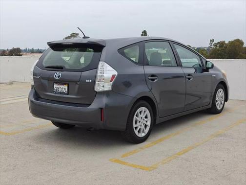 2012 Toyota Prius v Two