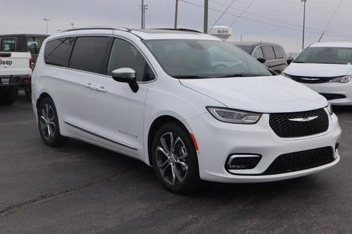 2026 Chrysler Pacifica Pinnacle