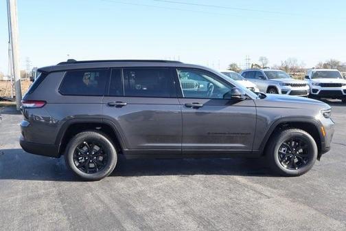 2025 Jeep Grand Cherokee L Laredo