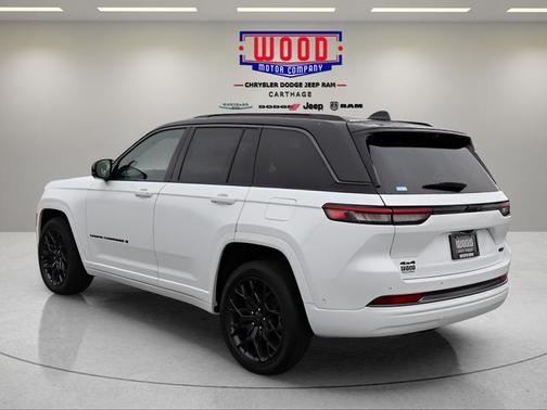 Bright White Clearcoat 2026 Jeep Grand Cherokee Summit