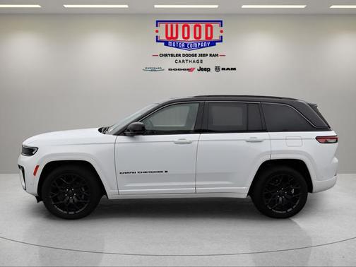 Bright White Clearcoat 2026 Jeep Grand Cherokee Summit