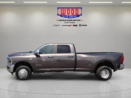 Granite Crystal Clearcoat Metallic 2026 RAM 3500 Laramie