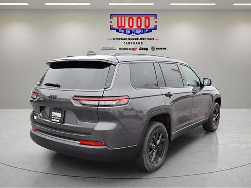 Metallic 2026 Jeep Grand Cherokee L Laredo