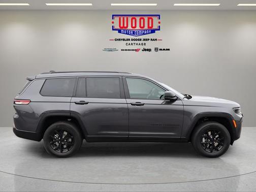 Metallic 2026 Jeep Grand Cherokee L Laredo