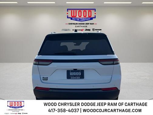 Bright White Clearcoat 2026 Jeep Grand Cherokee Limited