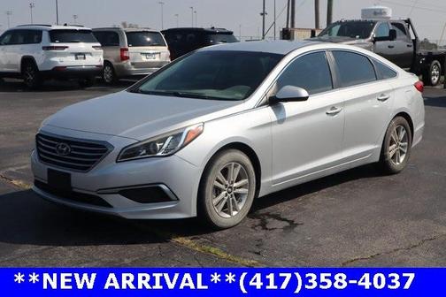 2016 Hyundai SONATA SE