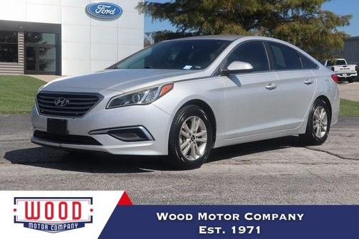 2016 Hyundai SONATA SE