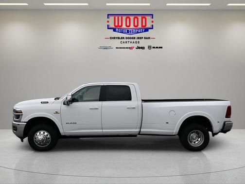 Bright White Clearcoat 2026 RAM 3500 Limited