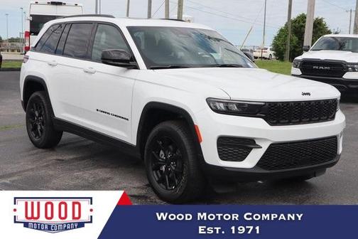 2025 Jeep Grand Cherokee Laredo
