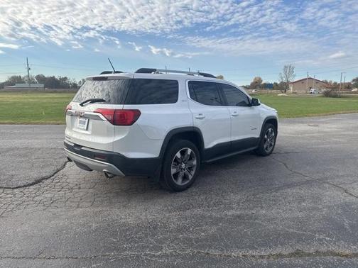2017 GMC Acadia SLT-2