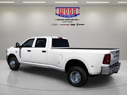 Bright White Clearcoat 2026 RAM 3500 Tradesman