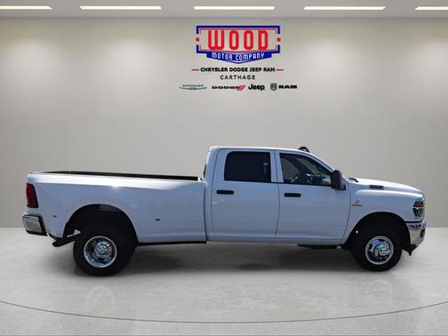 Bright White Clearcoat 2026 RAM 3500 Tradesman