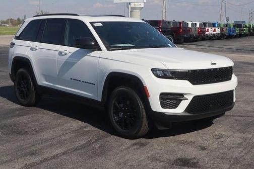 2025 Jeep Grand Cherokee Laredo