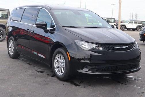 2026 Chrysler Voyager LX