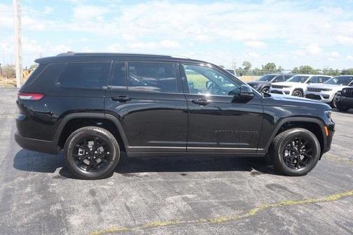 2025 Jeep Grand Cherokee L Laredo
