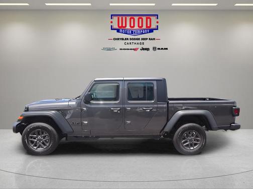 Granite Crystal Clearcoat Metallic 2026 Jeep Gladiator Sport