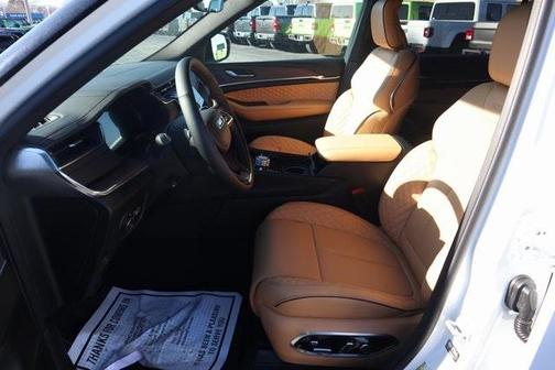 2025 Jeep Grand Cherokee L Summit