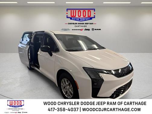 PW7 2027 Chrysler Pacifica SELECT