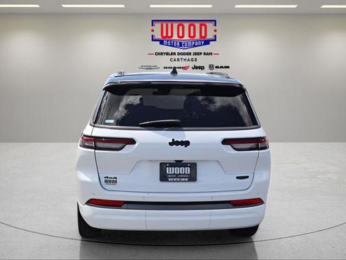 Bright White Clearcoat 2026 Jeep Grand Cherokee L Summit
