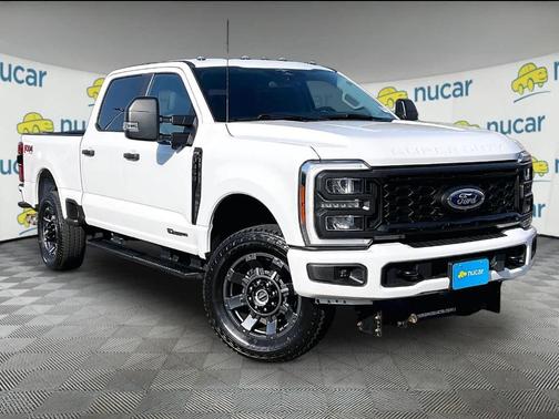 White 2023 Ford F-250 XL