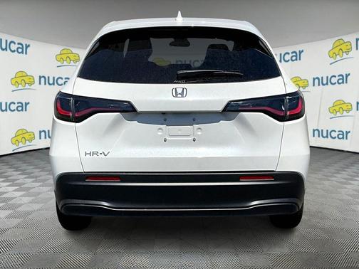 White 2026 Honda HR-V LX