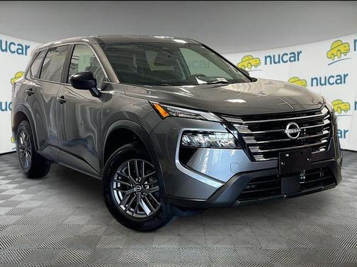 Gun Metallic 2024 Nissan Rogue S