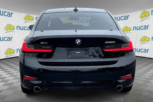 2021 BMW 330 i xDrive