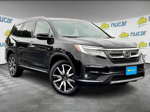 2022 Honda Pilot Touring 7-Passenger