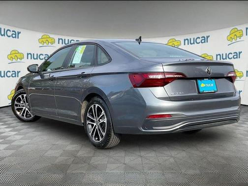 Platinum Gray Metallic 2023 Volkswagen Jetta 1.5T Sport