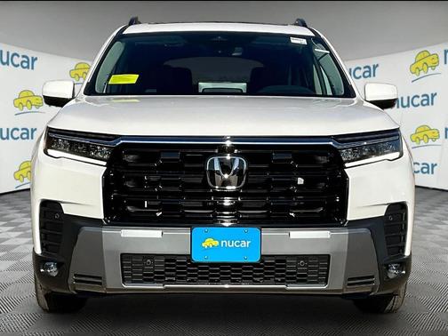 Platinum White Pearl 2026 Honda Pilot Touring