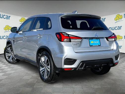 2025 Mitsubishi Outlander Sport SE