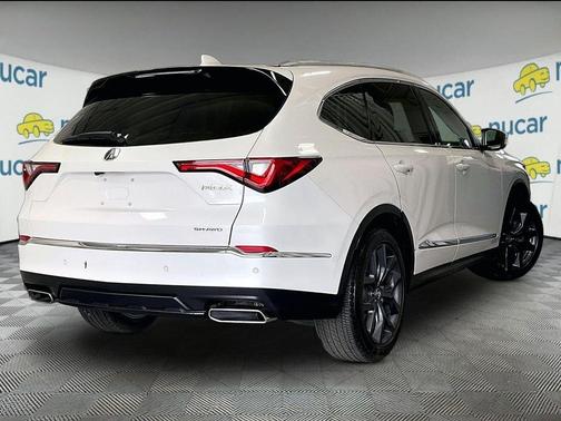White 2023 Acura MDX Advance