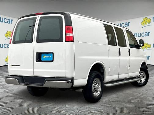 2024 Chevrolet Express 2500 Work Van