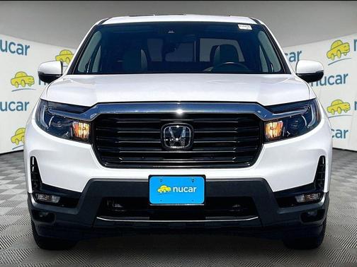 White 2023 Honda Ridgeline RTL