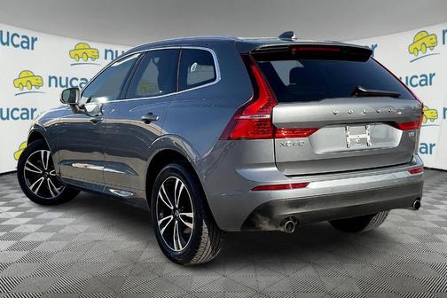 2020 Volvo XC60 T5 Momentum