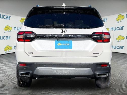 White 2026 Honda Pilot Touring