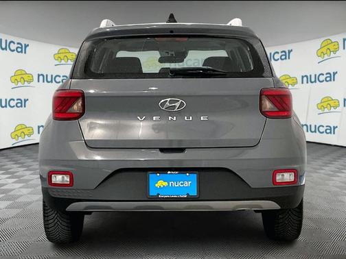 2022 Hyundai VENUE SEL