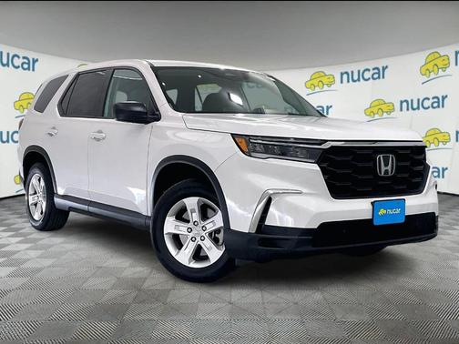 Platinum White Pearl 2023 Honda Pilot LX