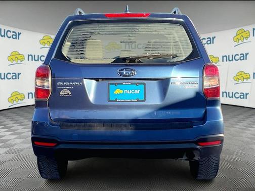 2016 Subaru Forester 2.5i