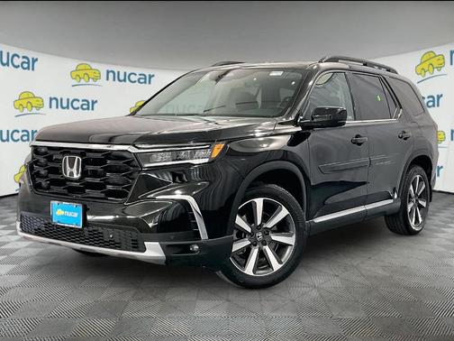 2023 Honda Pilot Touring