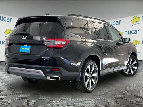 2023 Honda Pilot Touring
