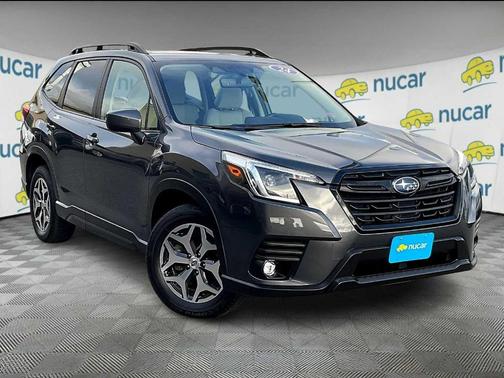 2024 Subaru Forester Premium
