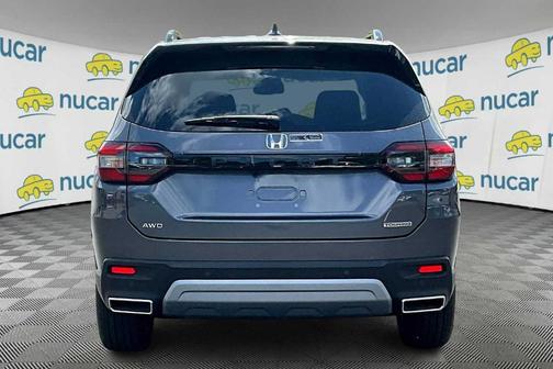 2025 Honda Pilot TOURING+