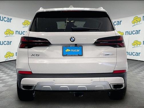 White 2026 BMW X5 xDrive40i
